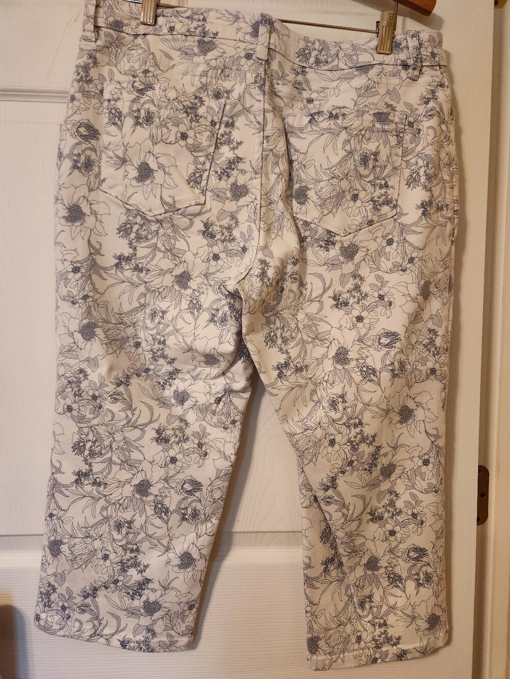 Croft & Barrow, Floral Print Capri Pants, sz 14